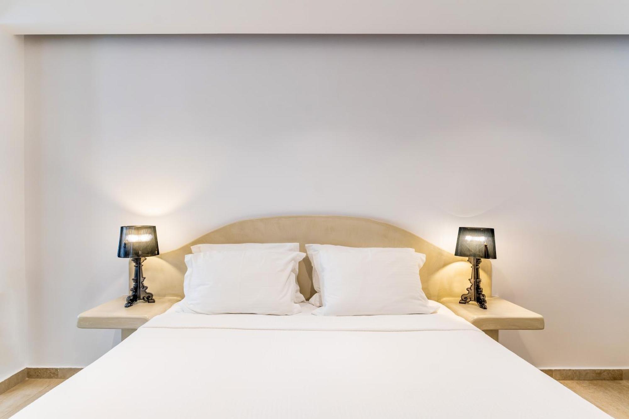 Marvarit Suites Messaria  Room photo