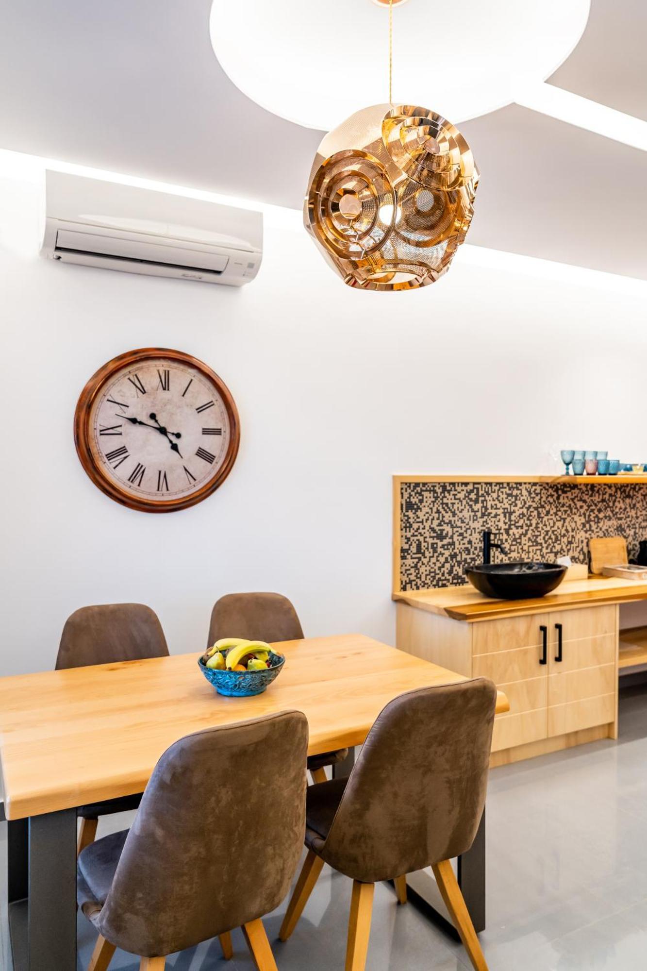 Marvarit Suites Messaria  Room photo