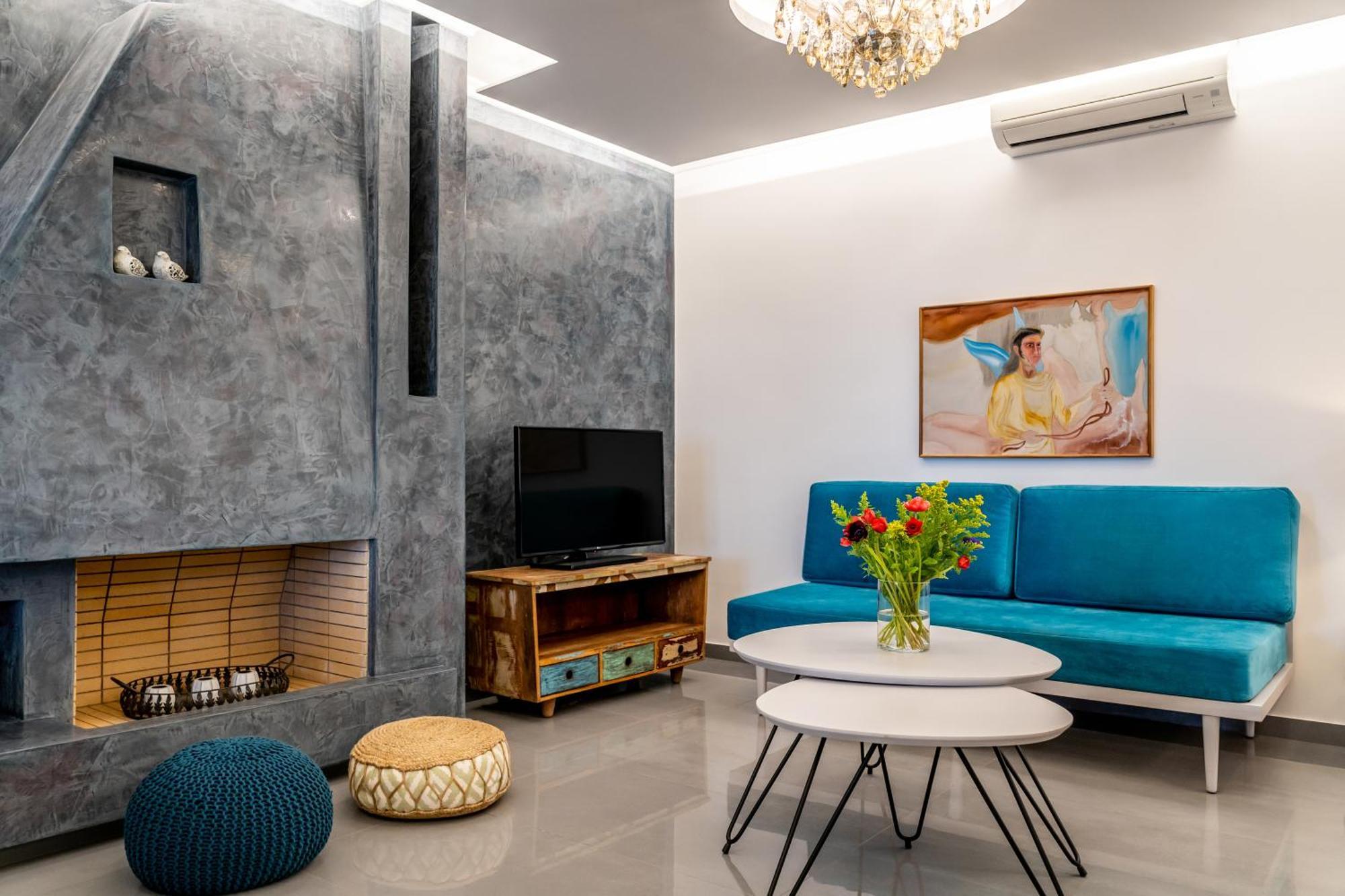 Marvarit Suites Messaria  Room photo