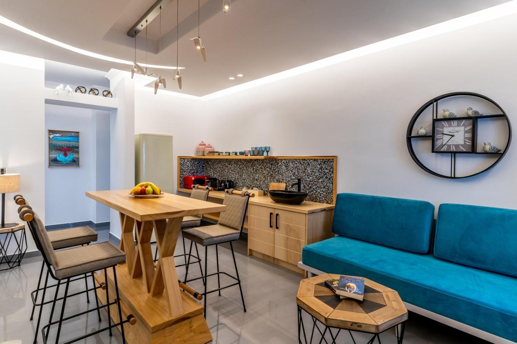 Marvarit Suites Messaria  Room photo